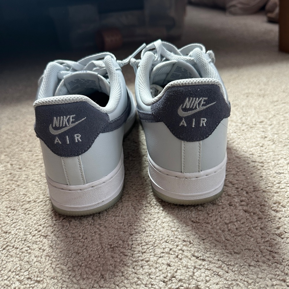Nike White And Gray Sneakers - image 6